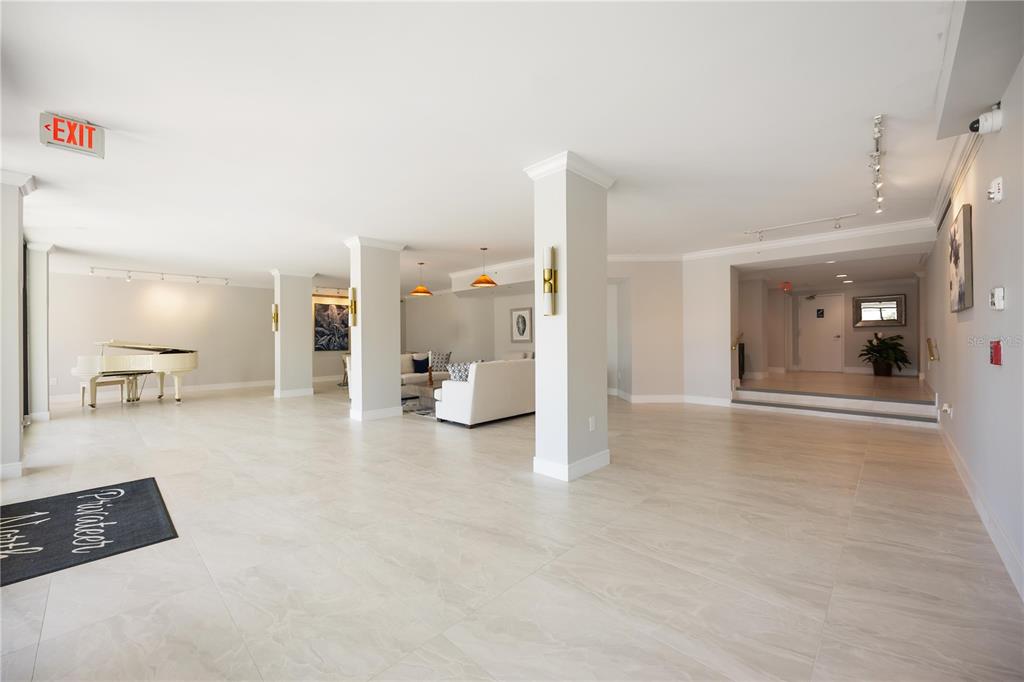 1050 Longboat Club Road, Unit 204 Longboat Key, FL 34228 - Photo 5 of 64