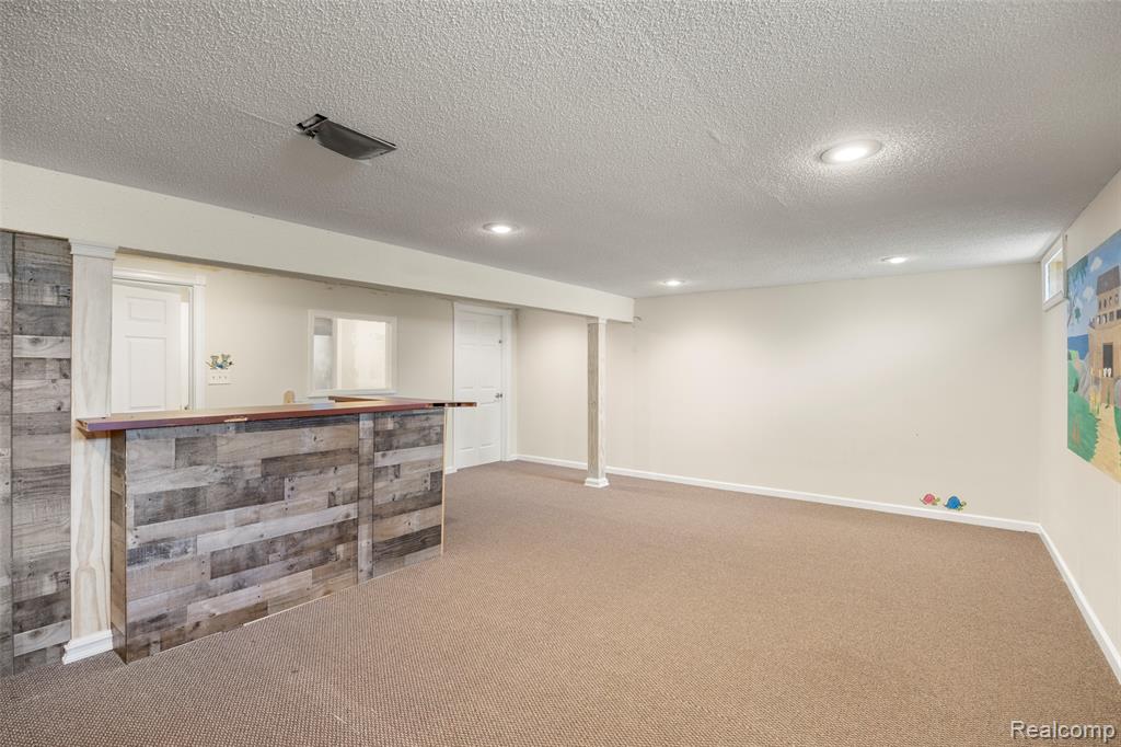 52909 10 Mile Road South Lyon, MI 48178 - Photo 27 of 54 Gallery Image 27