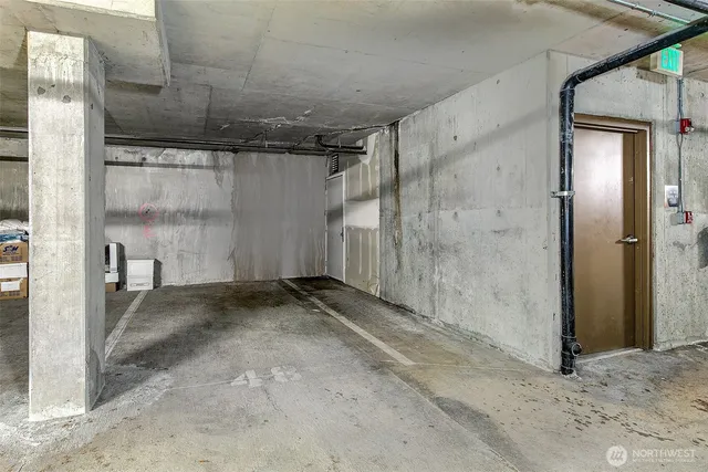 $539,000 | 530 4th Avenue West, Unit 502, Seattle, WA 98119