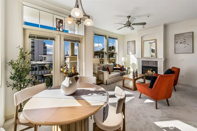 $539,000 | 530 4th Avenue West, Unit 502, Seattle, WA 98119