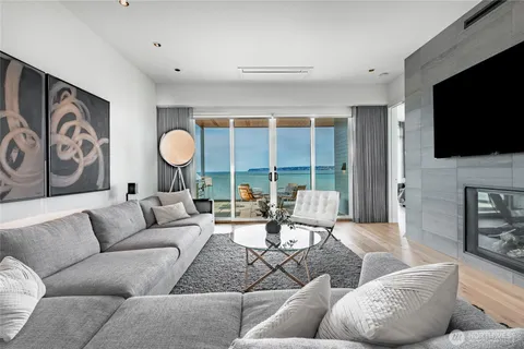$1,695,000 | 9545 Semiahmoo Parkway, Unit 201, Blaine, WA 98230