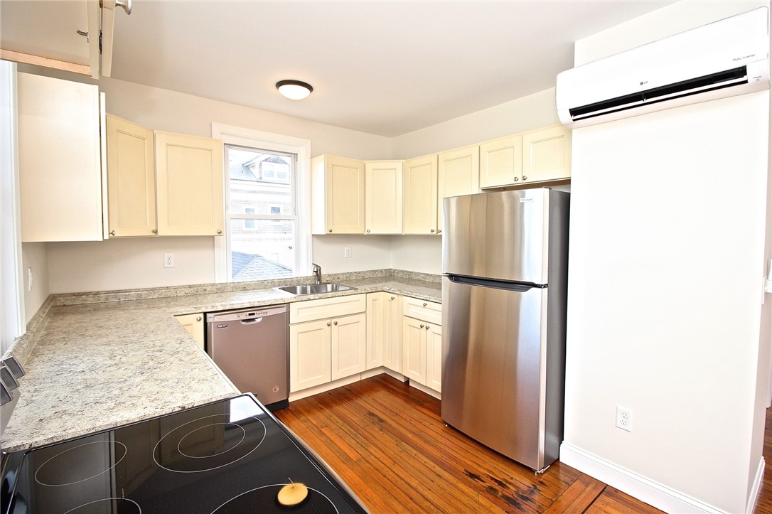 668 Thames Street, Unit 2 Newport, RI 02840 - Photo 17 of 42 Eat in Kitchen view with new appliances