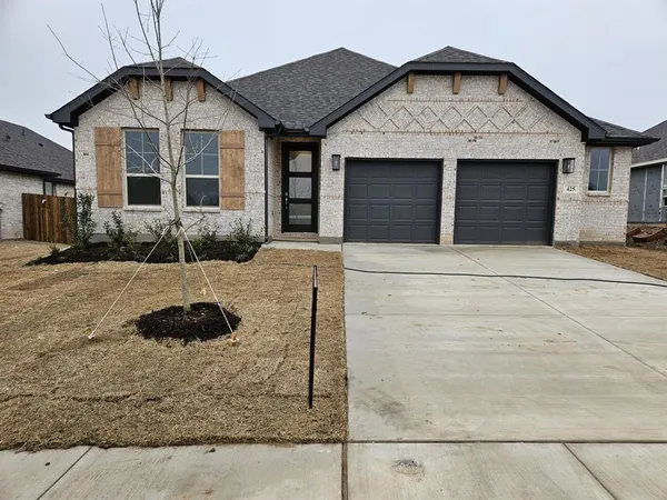$2,495 | 425 Daybreak Drive, Waxahachie, TX 75167