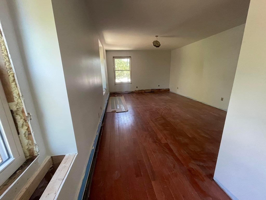 66 Forge Road Westport, MA 02790 - Photo 8 of 11