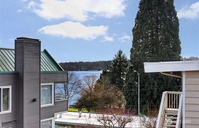 7814 Stroud Avenue North Seattle, WA 98103 - Photo 17 of 17