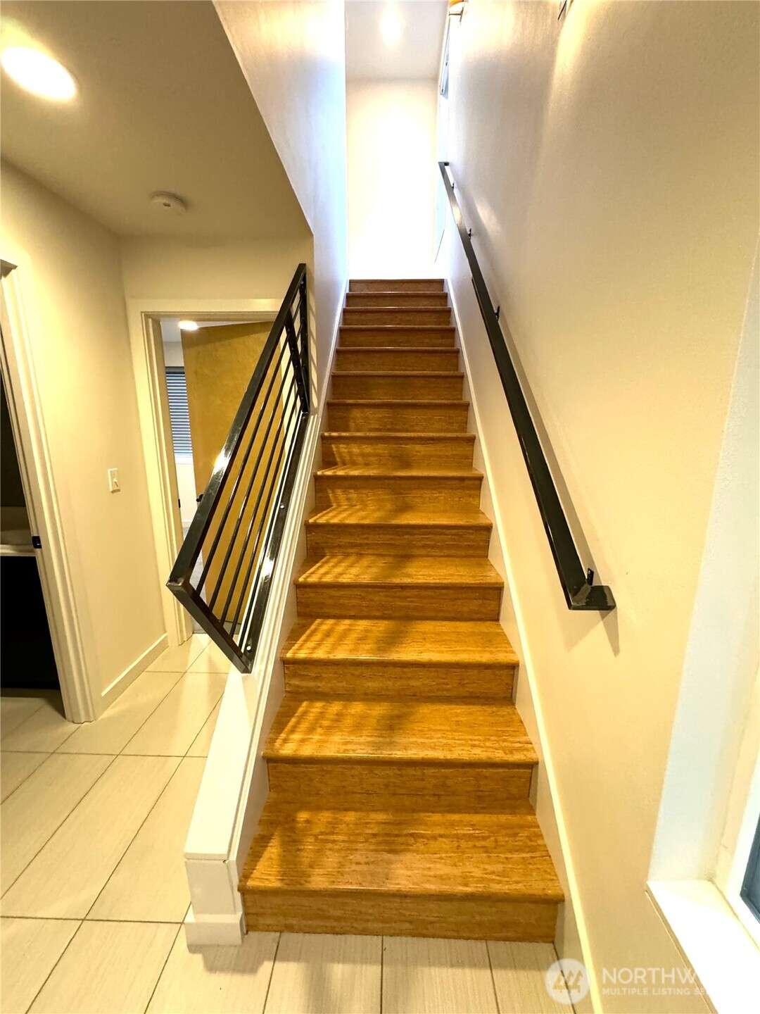 7814 Stroud Avenue North Seattle, WA 98103 - Photo 2 of 17