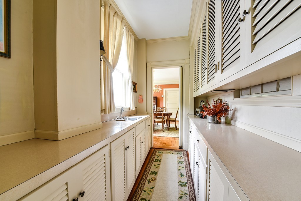 870 High Street Dedham, MA 02026 - Photo 7 of 24 Gallery Image 7