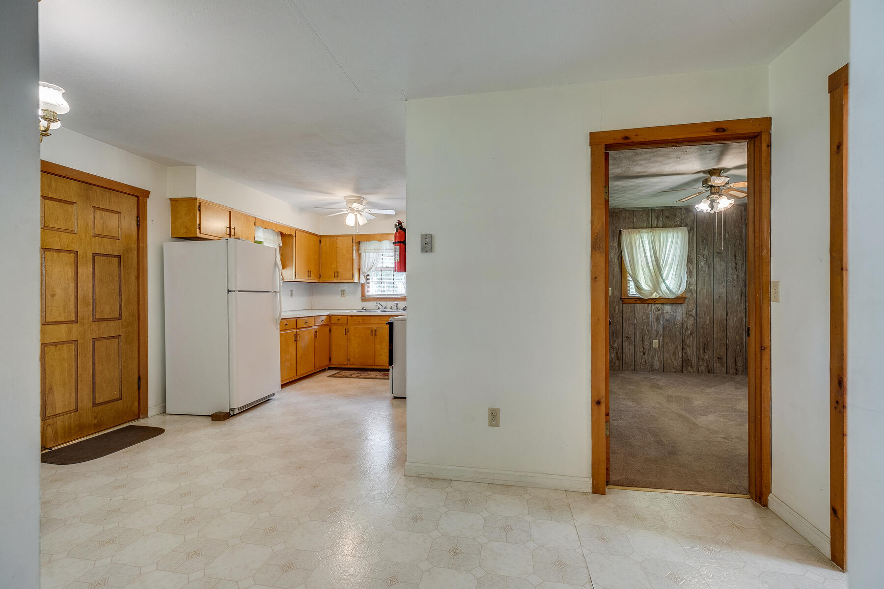 4145 Reservoir Road Kingsport, TN 37660 - Photo 21 of 42 010