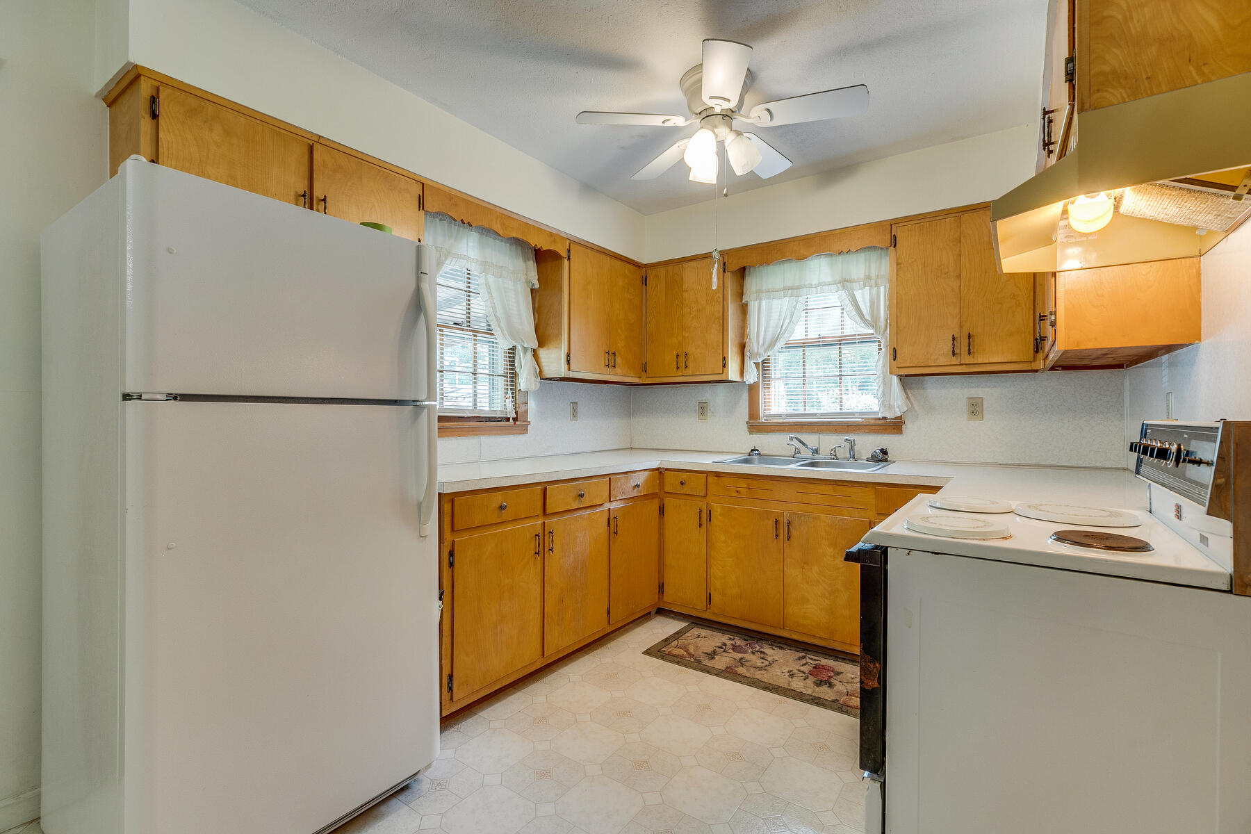 4145 Reservoir Road Kingsport, TN 37660 - Photo 24 of 42 014