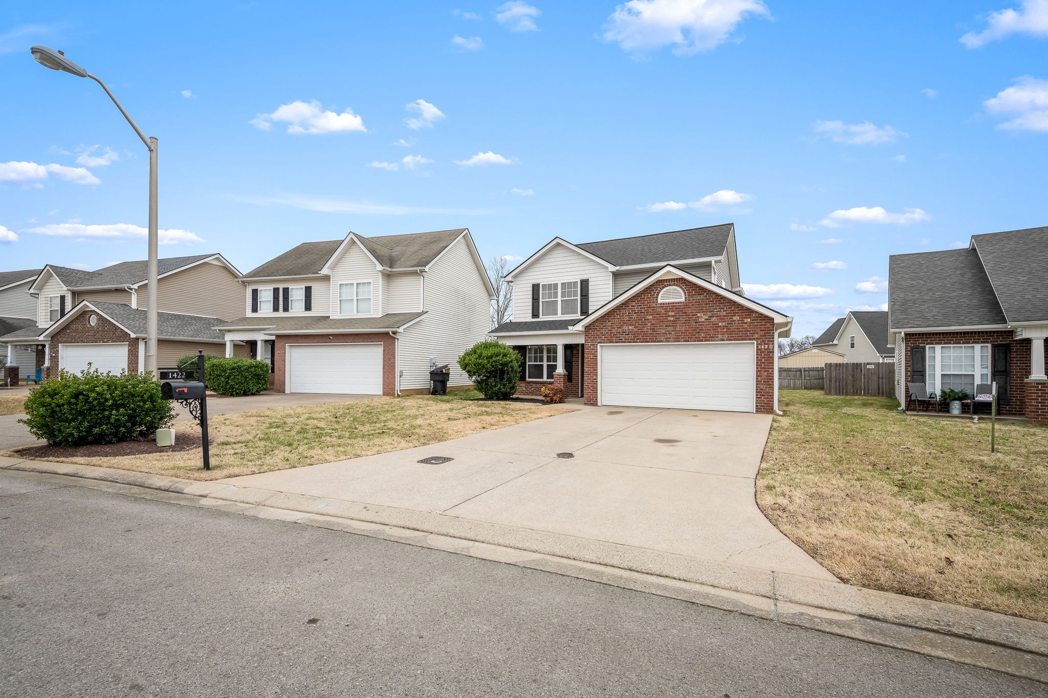 1422 Beaconcrest Circle Murfreesboro, TN 37128 - Photo 2 of 43
