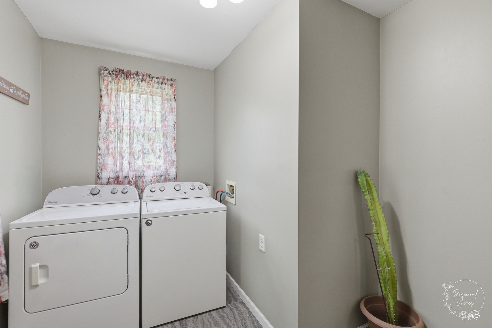 423 East Front Street Gilman, IL 60938 - Photo 7 of 29