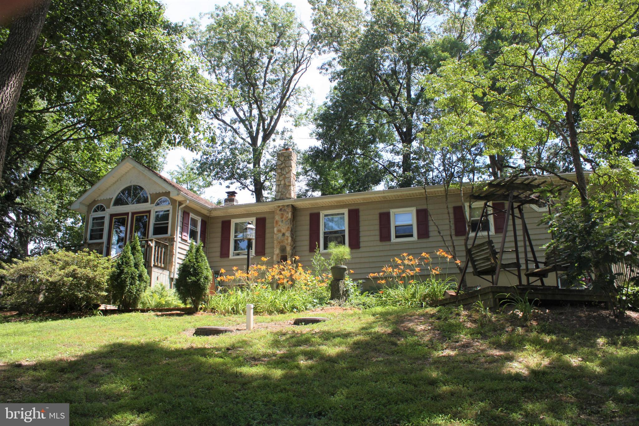 1518 Gish Road Manheim, PA 17545 - Photo 1 of 102 Front