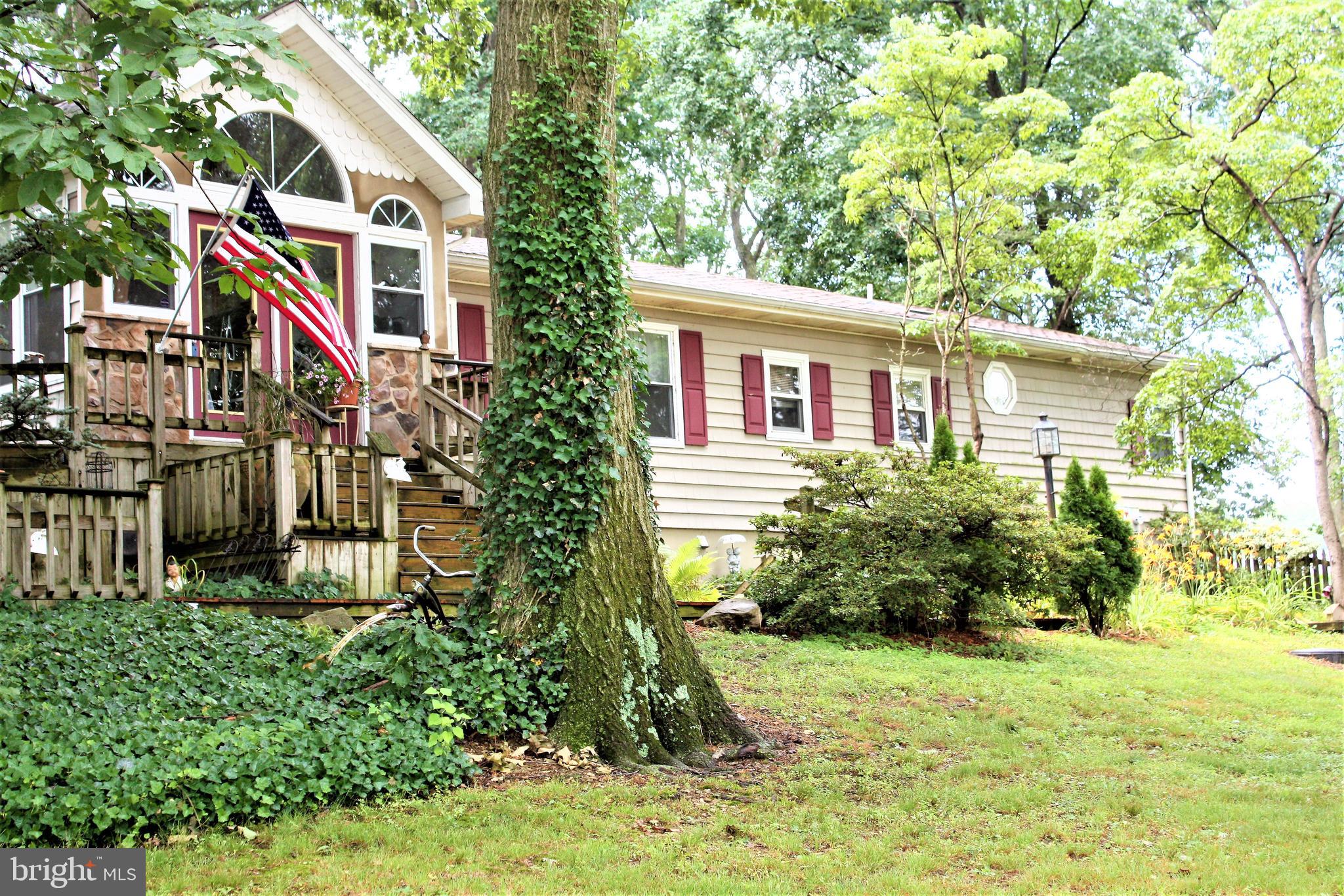 1518 Gish Road Manheim, PA 17545 - Photo 4 of 102