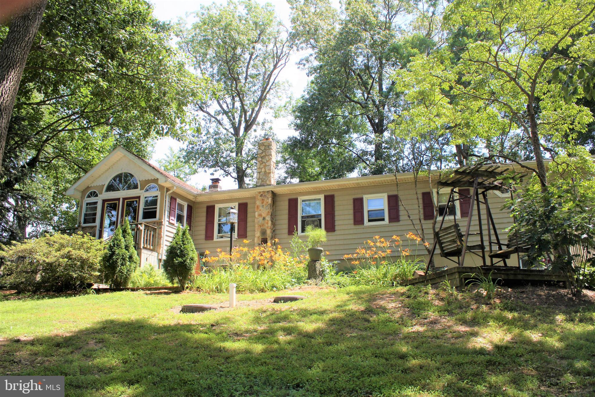 1518 Gish Road Manheim, PA 17545 - Photo 7 of 102
