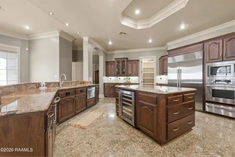 $980,000 | 700 Farmington Drive, Lafayette, LA 70503