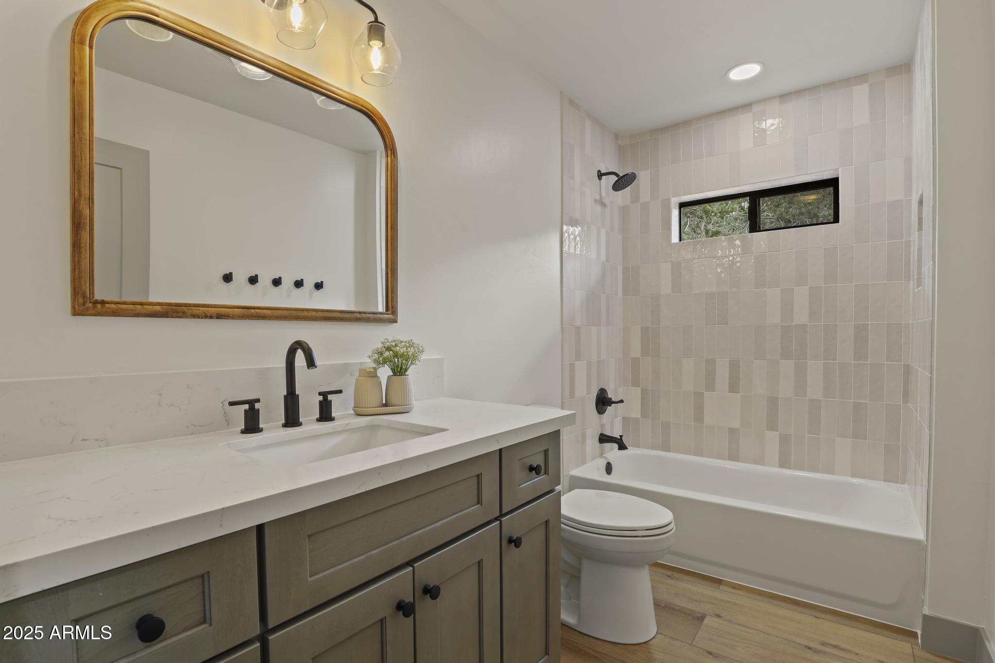 169 North Lee's Way Payson, AZ 85541 - Photo 20 of 35 Main Bathroom