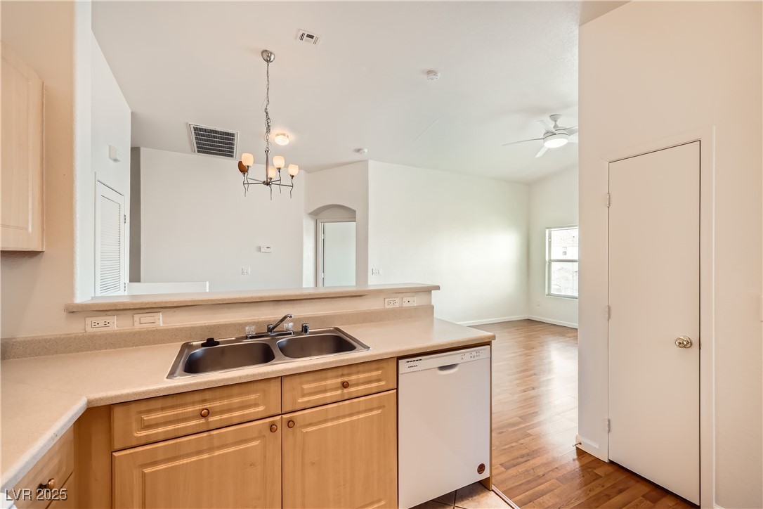 8787 Roping Rodeo Avenue, Unit 101 Las Vegas, NV 89178 - Photo 13 of 28