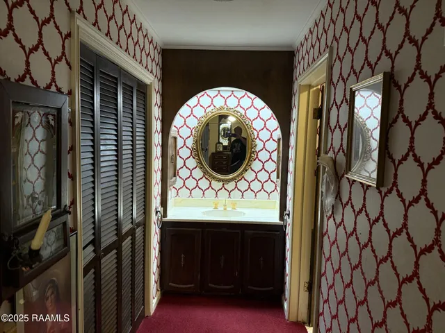 $215,000 | 1568 East Main Street, Ville Platte, LA 70586