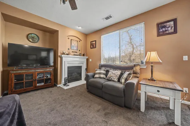 $399,500 | 128 Gold Dust Drive, Valley Springs, CA 95252