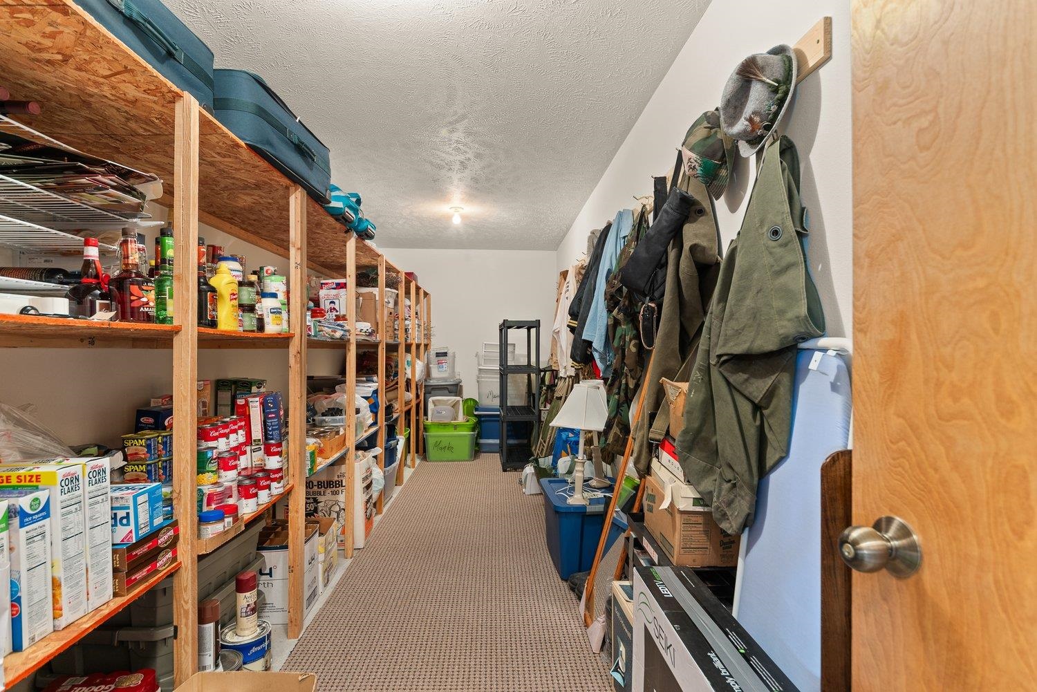 38360 Cayuse Cove Road East Davenport, WA 99122 - Photo 27 of 50