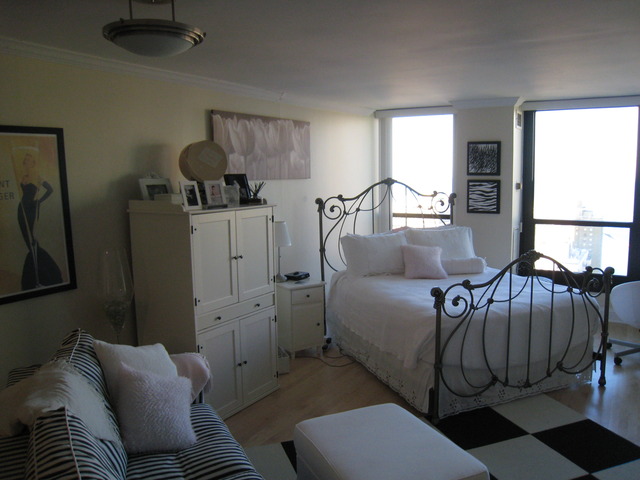 1030 North State Street, Unit 43G Chicago, IL 60610 - Photo 10 of 12