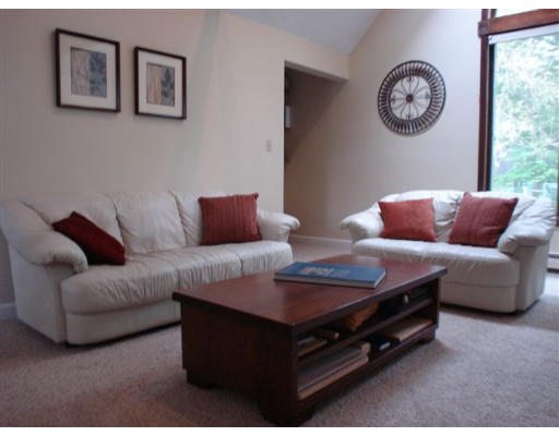 16 Castle Gate Road Wayland, MA 01778 - Photo 3 of 12 Gallery Image 3