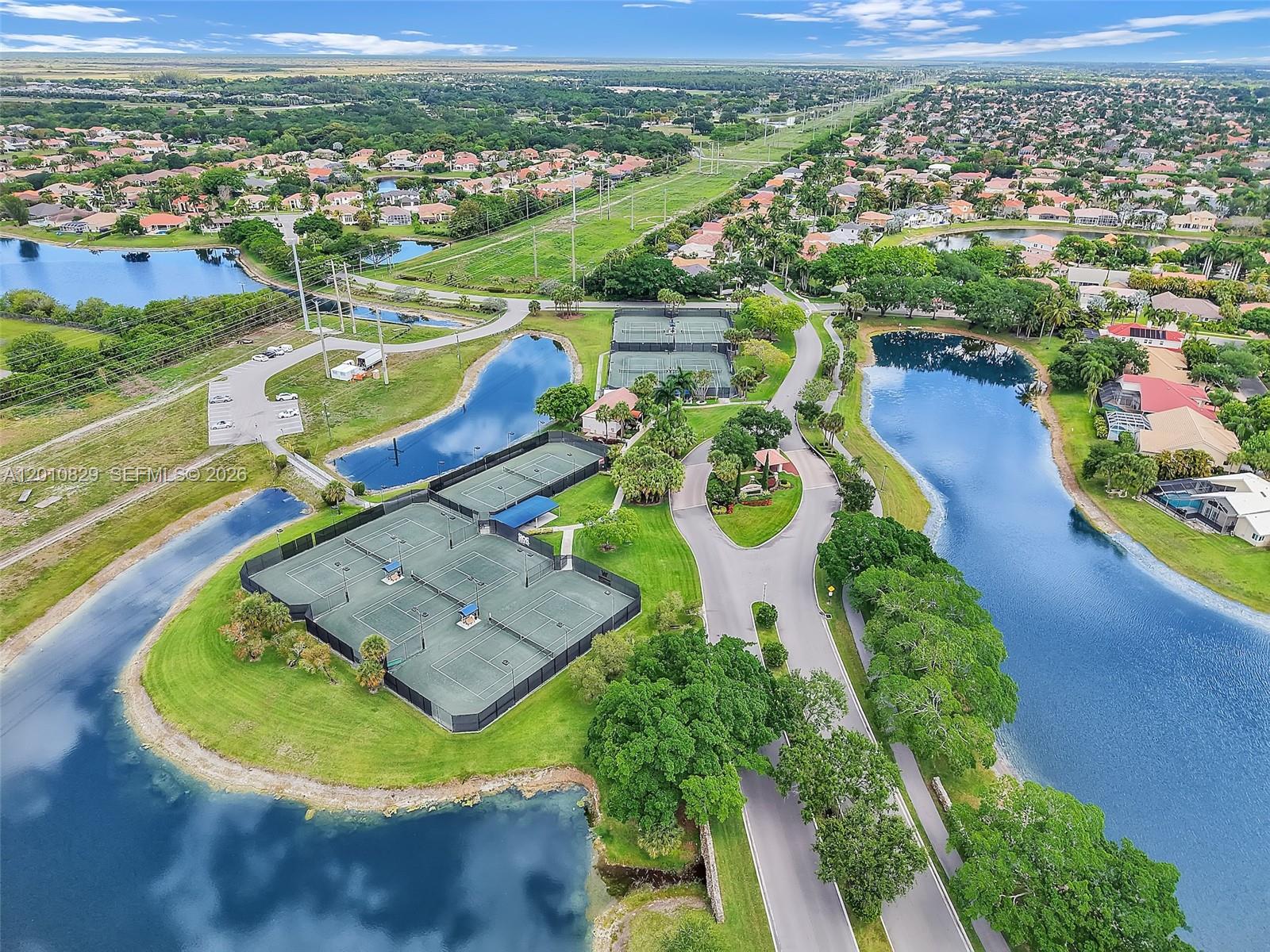 20914 La Questa Court Boca Raton, FL 33428 - Photo 32 of 35