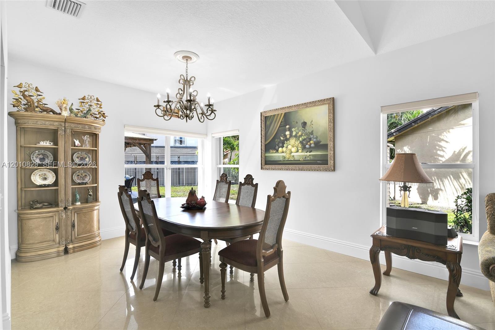 20914 La Questa Court Boca Raton, FL 33428 - Photo 6 of 35
