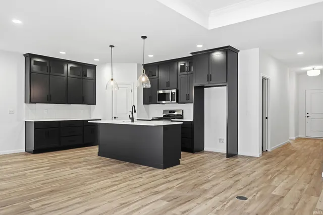 $429,900 | 1215 Olympiada Knoll, Fort Wayne, IN 46845