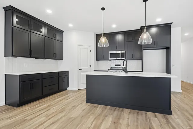 $429,900 | 1215 Olympiada Knoll, Fort Wayne, IN 46845