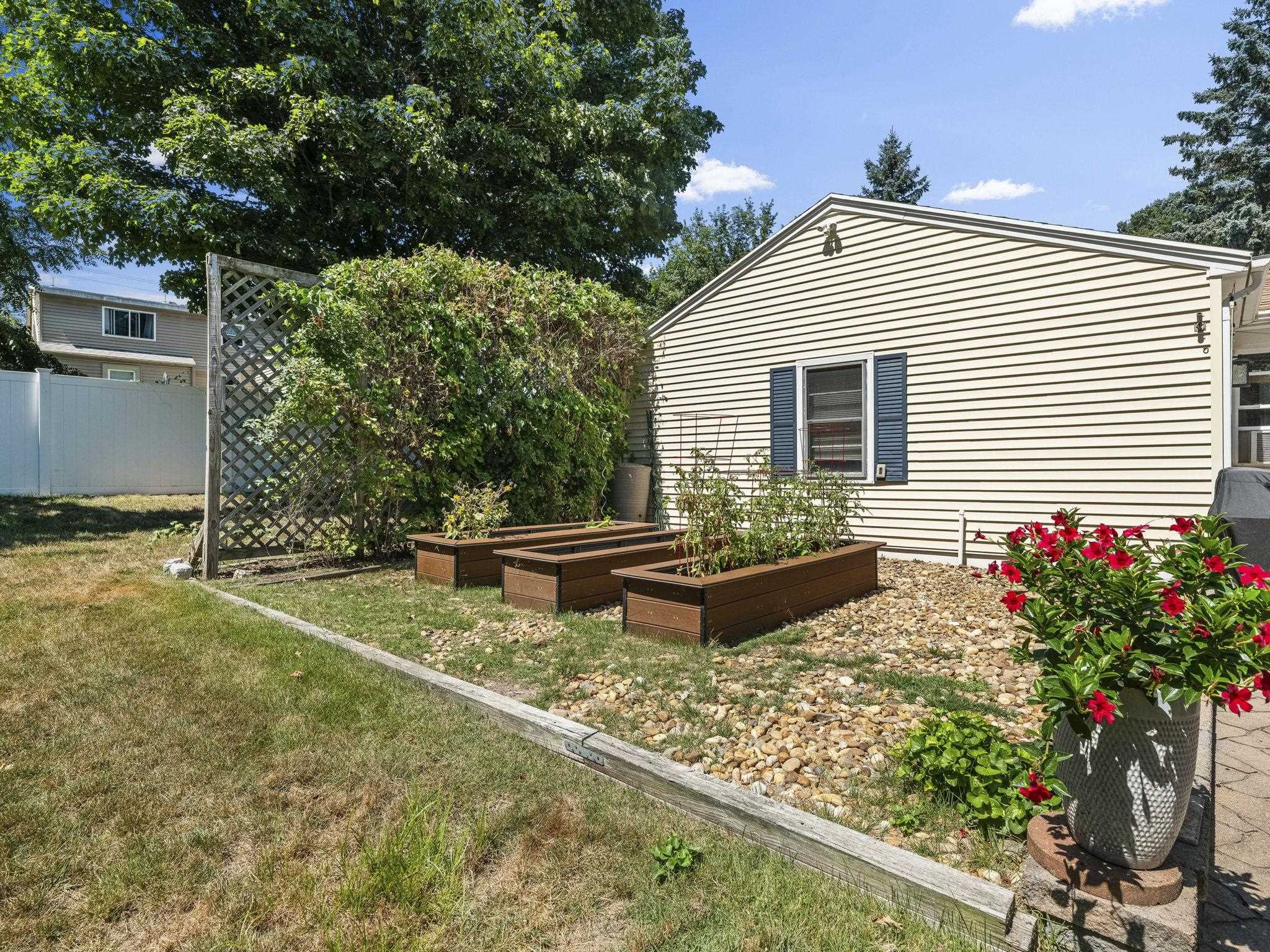 1 Roberts Road Dover, NH 03820 - Photo 35 of 46 Gallery Image 35