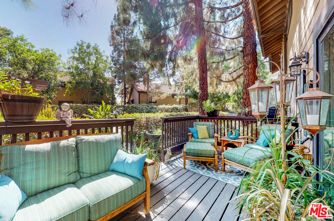 2320 Rosecrest Street Glendale, CA 91208 - Photo 25 of 30