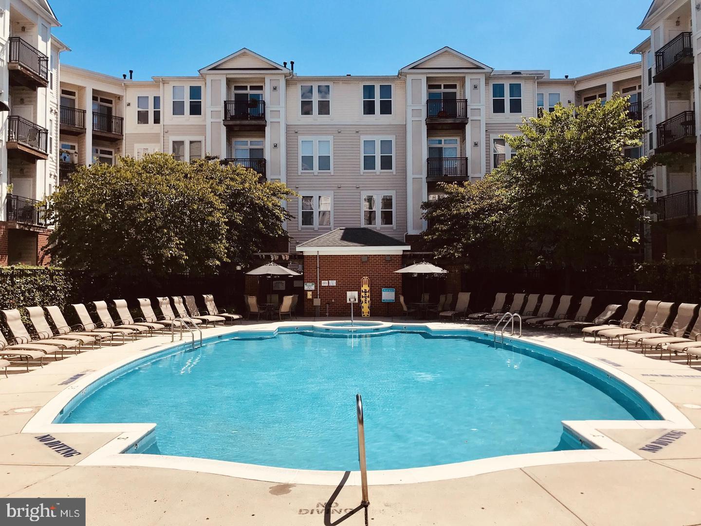 2655 Prosperity Avenue, Unit 108 Fairfax, VA 22031 - Photo 33 of 47 a house view with a outdoor space
