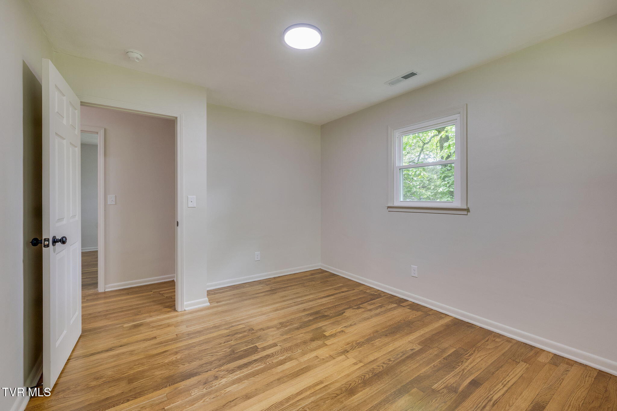 151 Taylortown Road Johnson City, TN 37601 - Photo 13 of 26 018