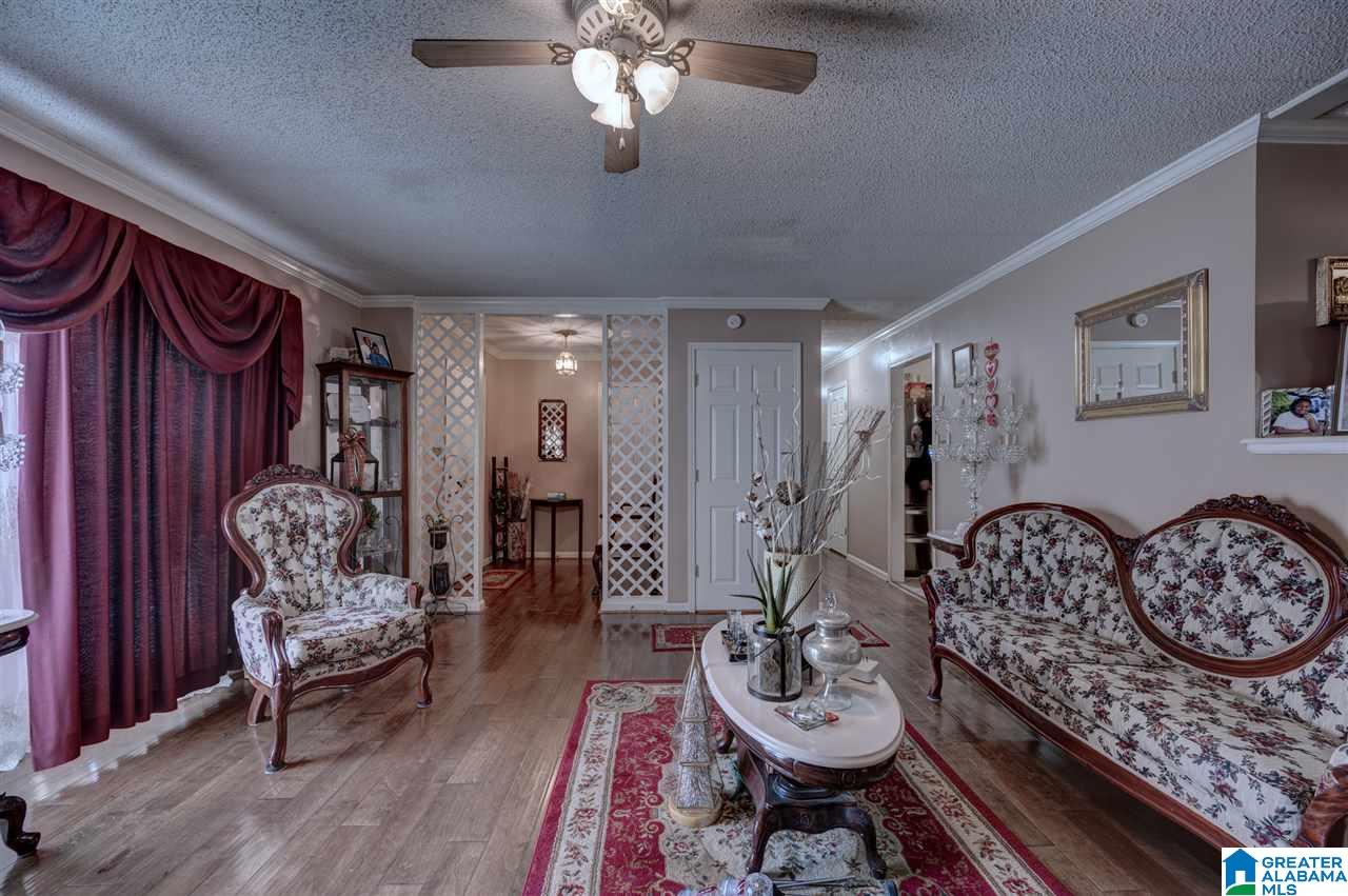 824 Ridgefield Road Birmingham, AL 35215 - Photo 5 of 27