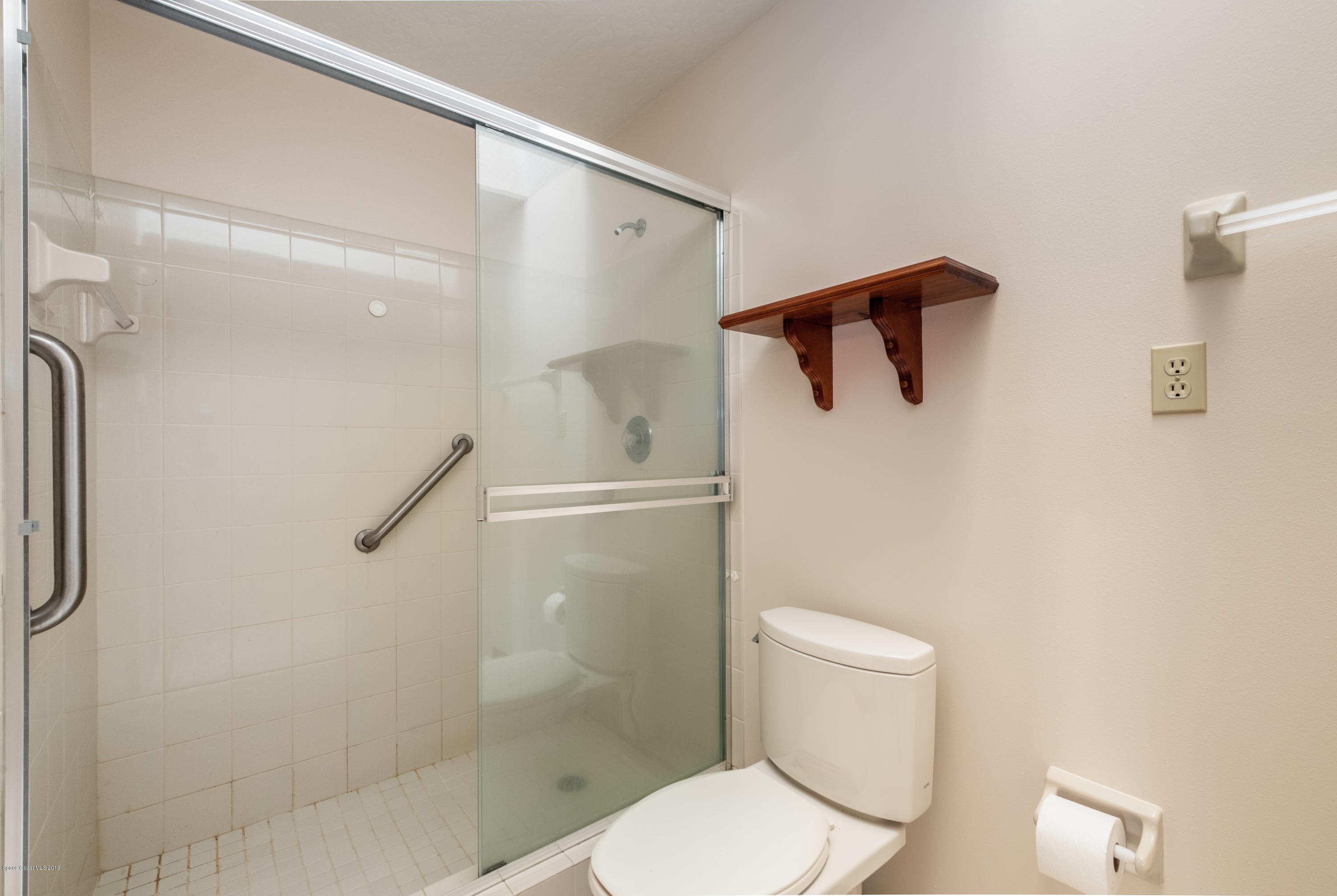 912 Ridge Lake Drive Melbourne, FL 32940 - Photo 16 of 27 master shower