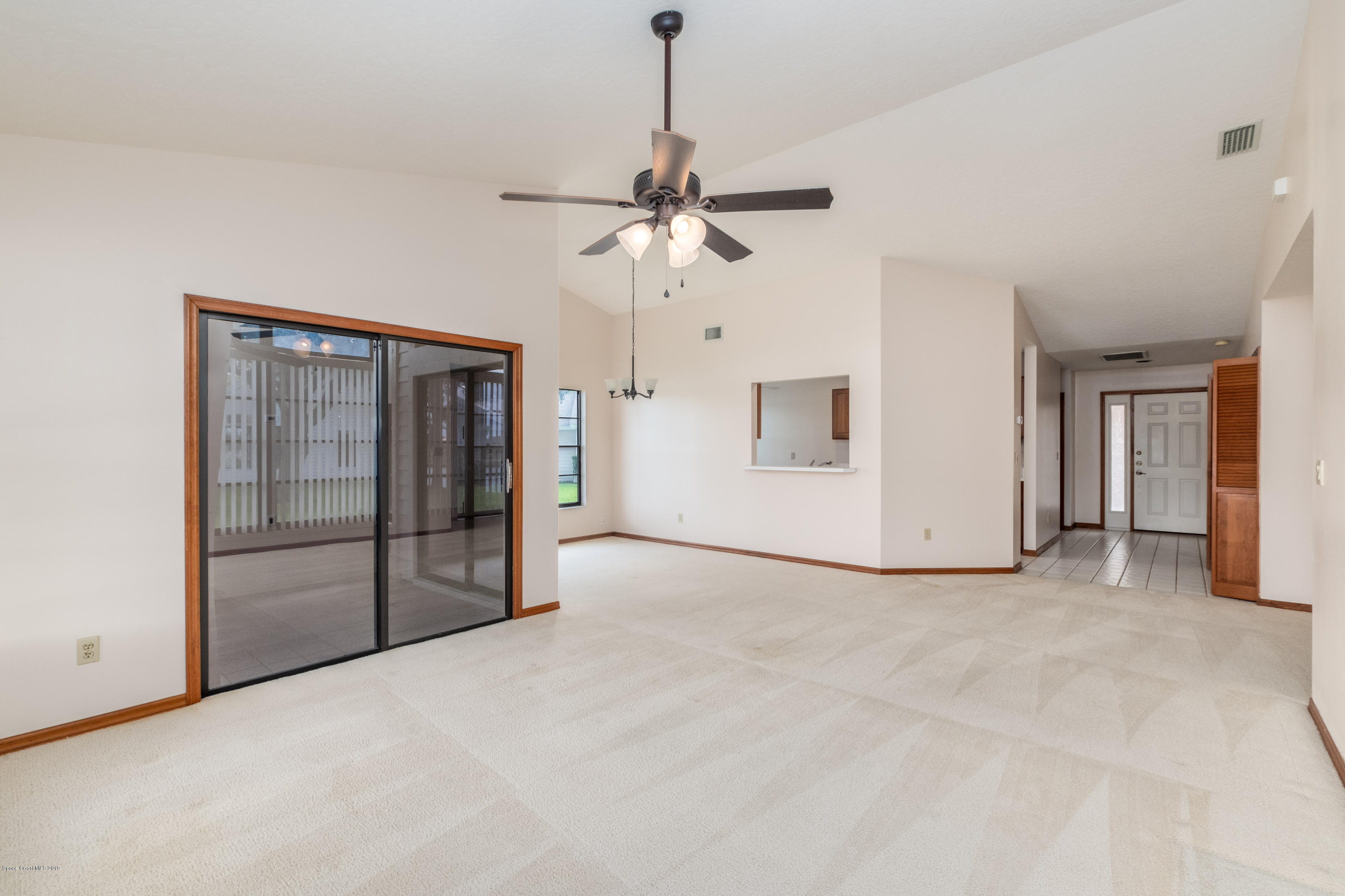 912 Ridge Lake Drive Melbourne, FL 32940 - Photo 10 of 27 living room