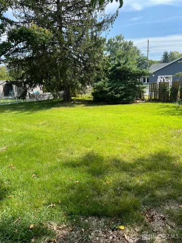 $2,750 | 8 Rosewood Road, Edison, NJ 08817