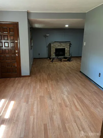 $2,750 | 8 Rosewood Road, Edison, NJ 08817