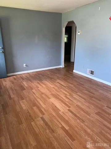 $2,750 | 8 Rosewood Road, Edison, NJ 08817