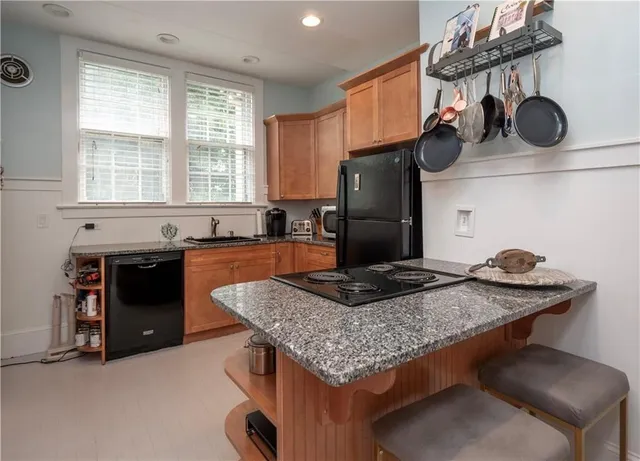 $3,200 | 1 Pell Street, Newport, RI 02840