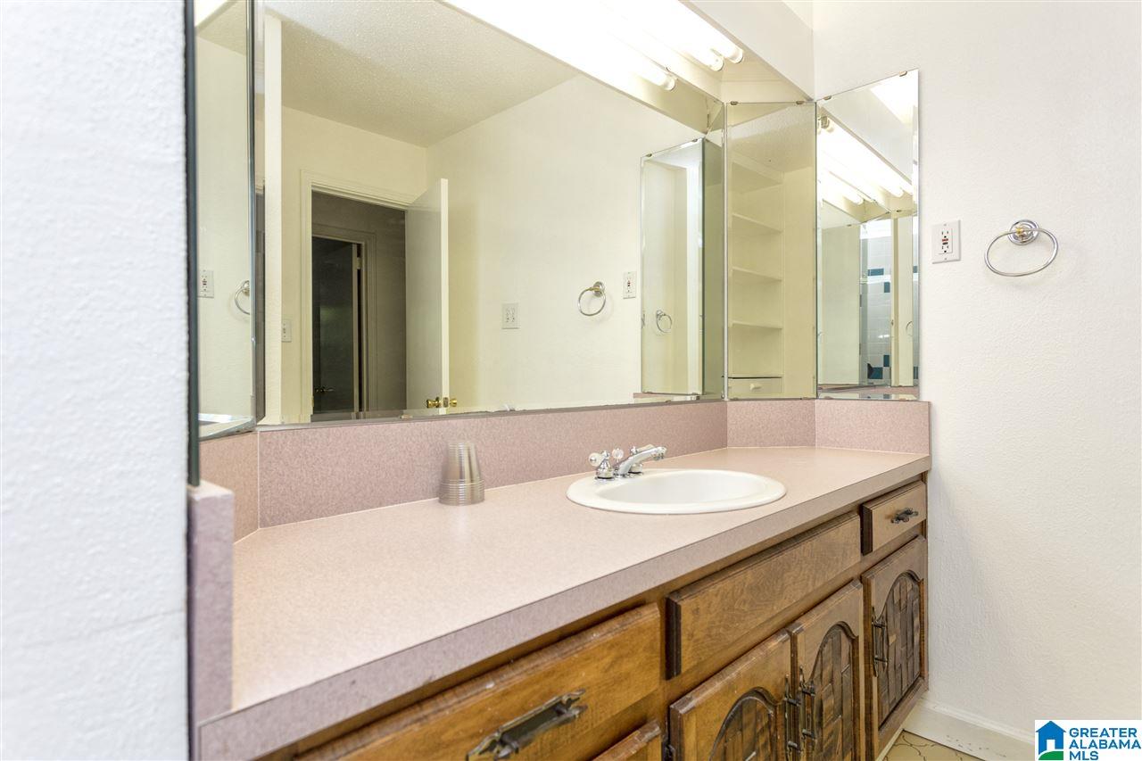 1392 Al Seier Road Birmingham, AL 35226 - Photo 25 of 39
