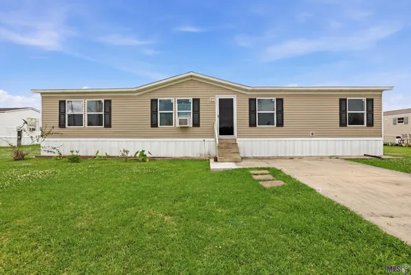 $175,000 | 515 Blakefield Drive, Schriever, LA 70395