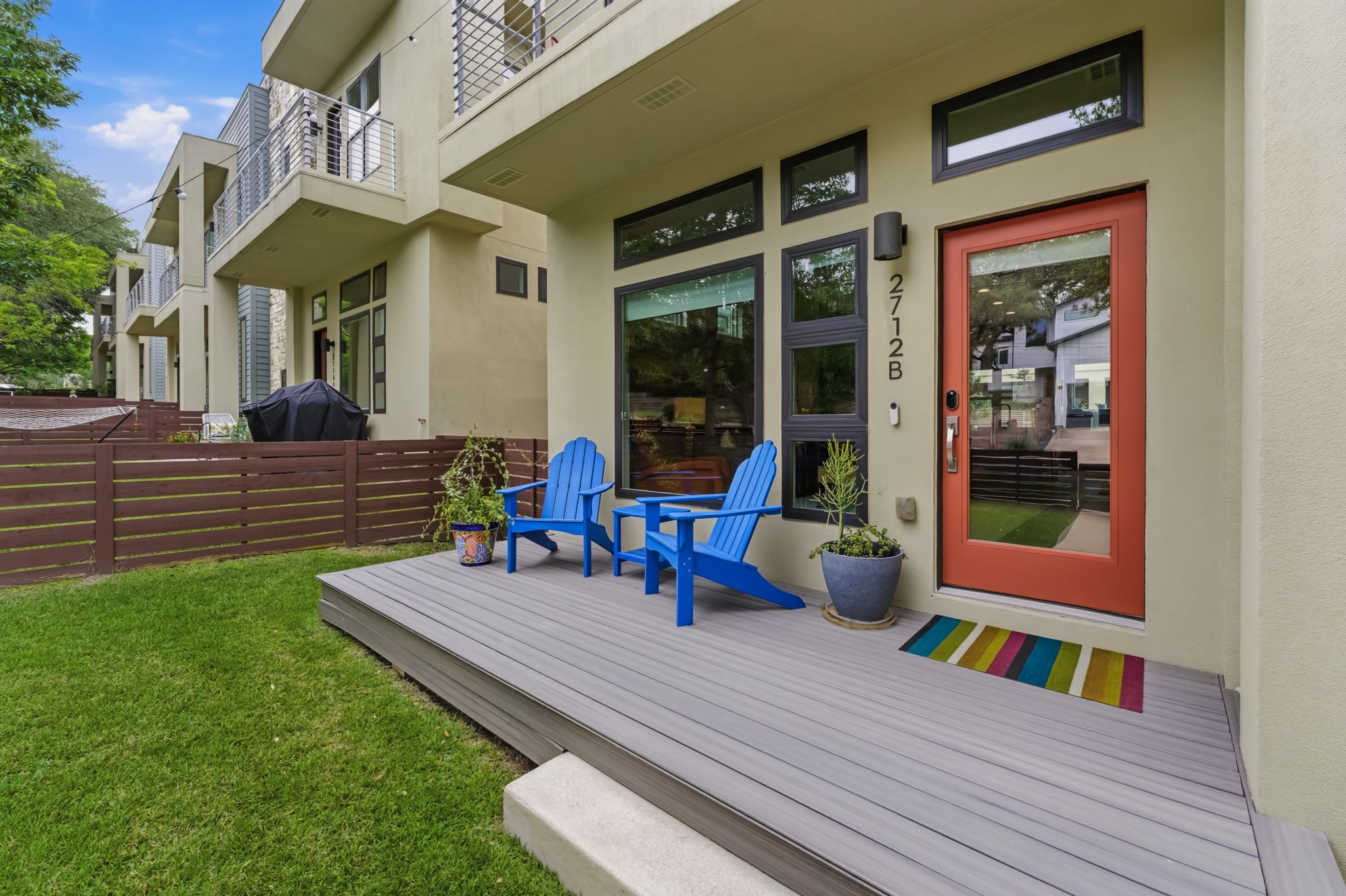 2712 South 5th Street, Unit B Austin, TX 78704 - Photo 25 of 34 Front porch overlooks a private yard