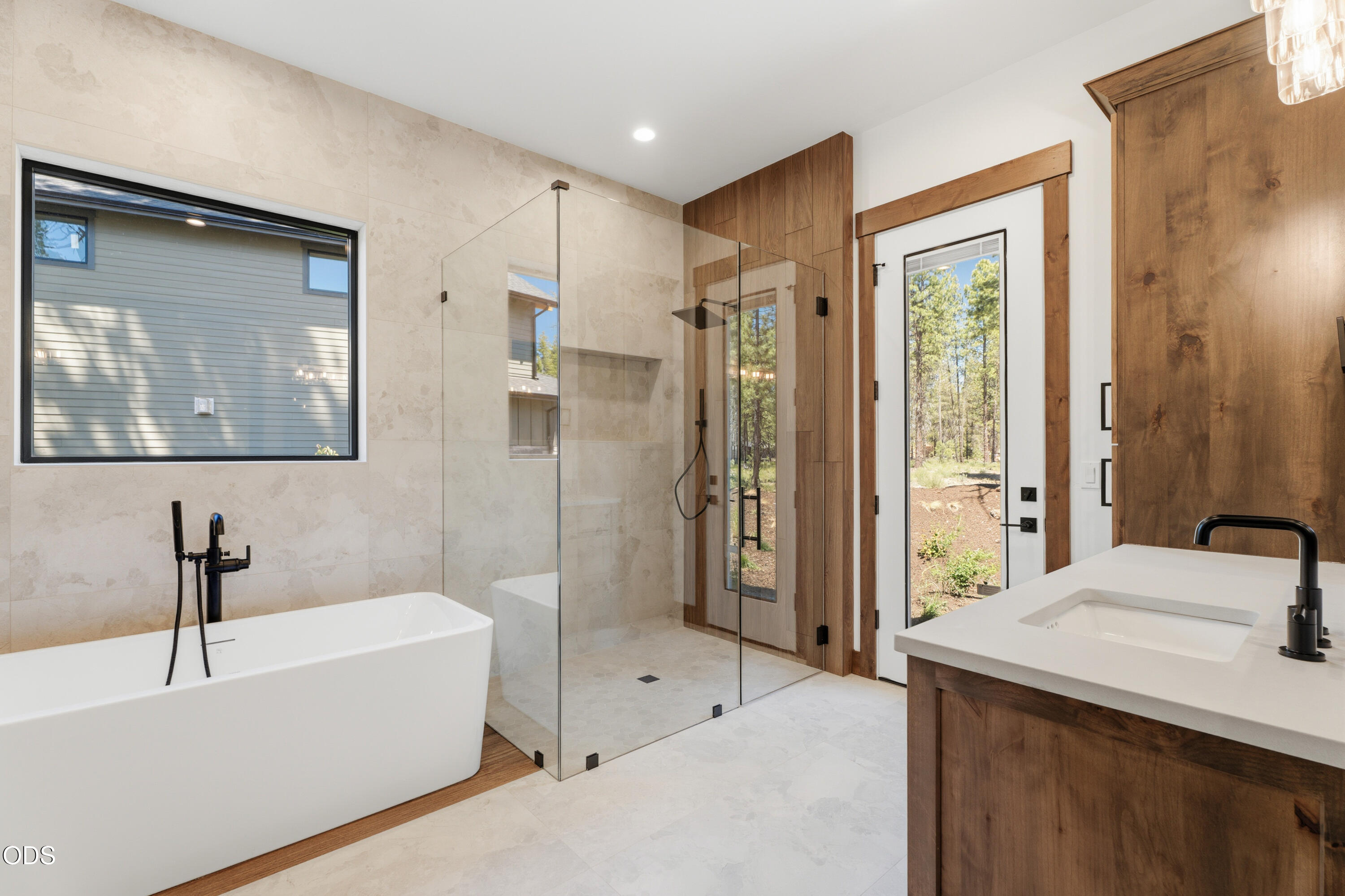 17788 Preservation Loop, Unit 487 Bend, OR 97707 - Photo 20 of 35