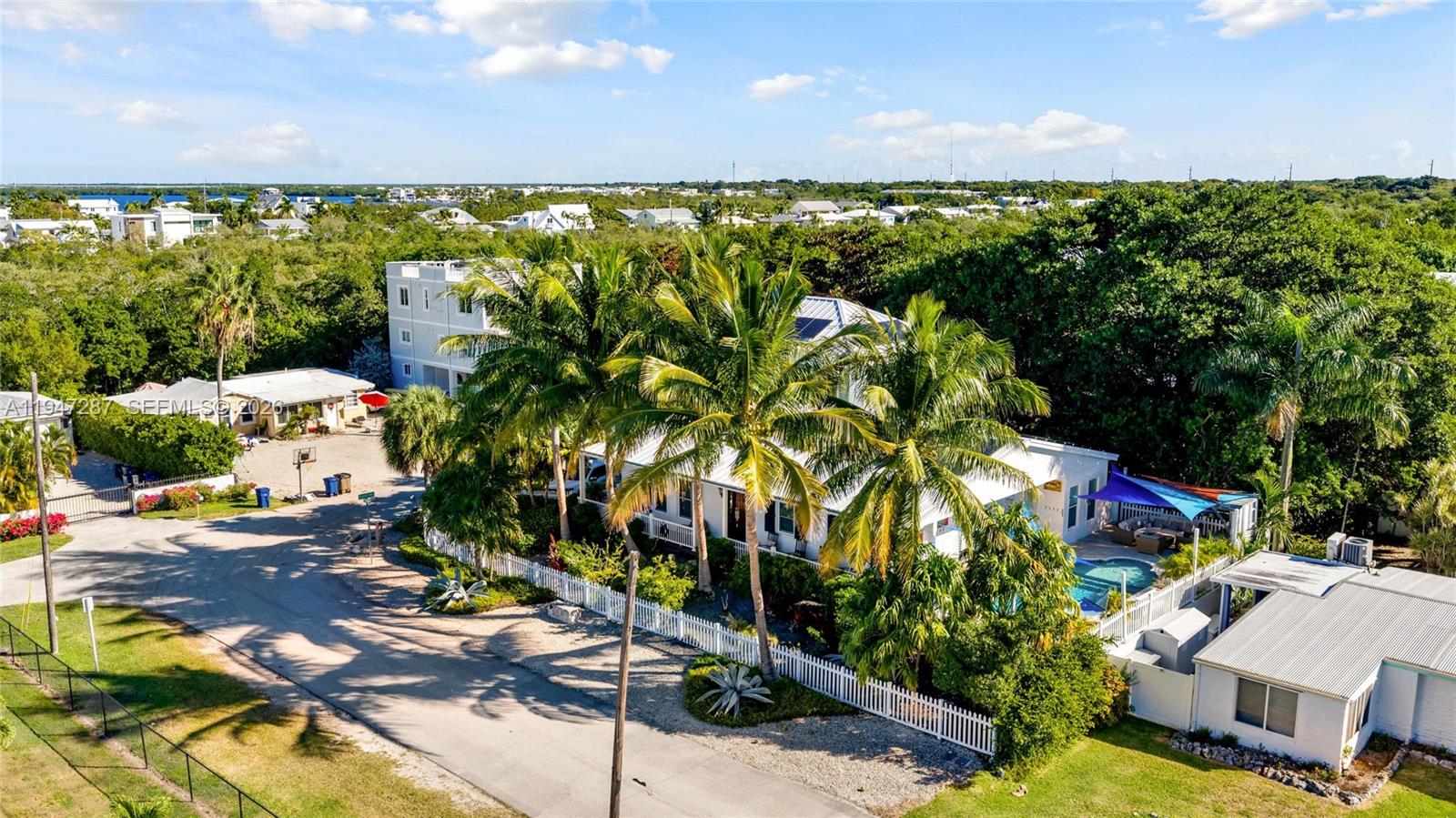 65 Tarpon Avenue Key Largo, FL 33037 - Photo 39 of 53