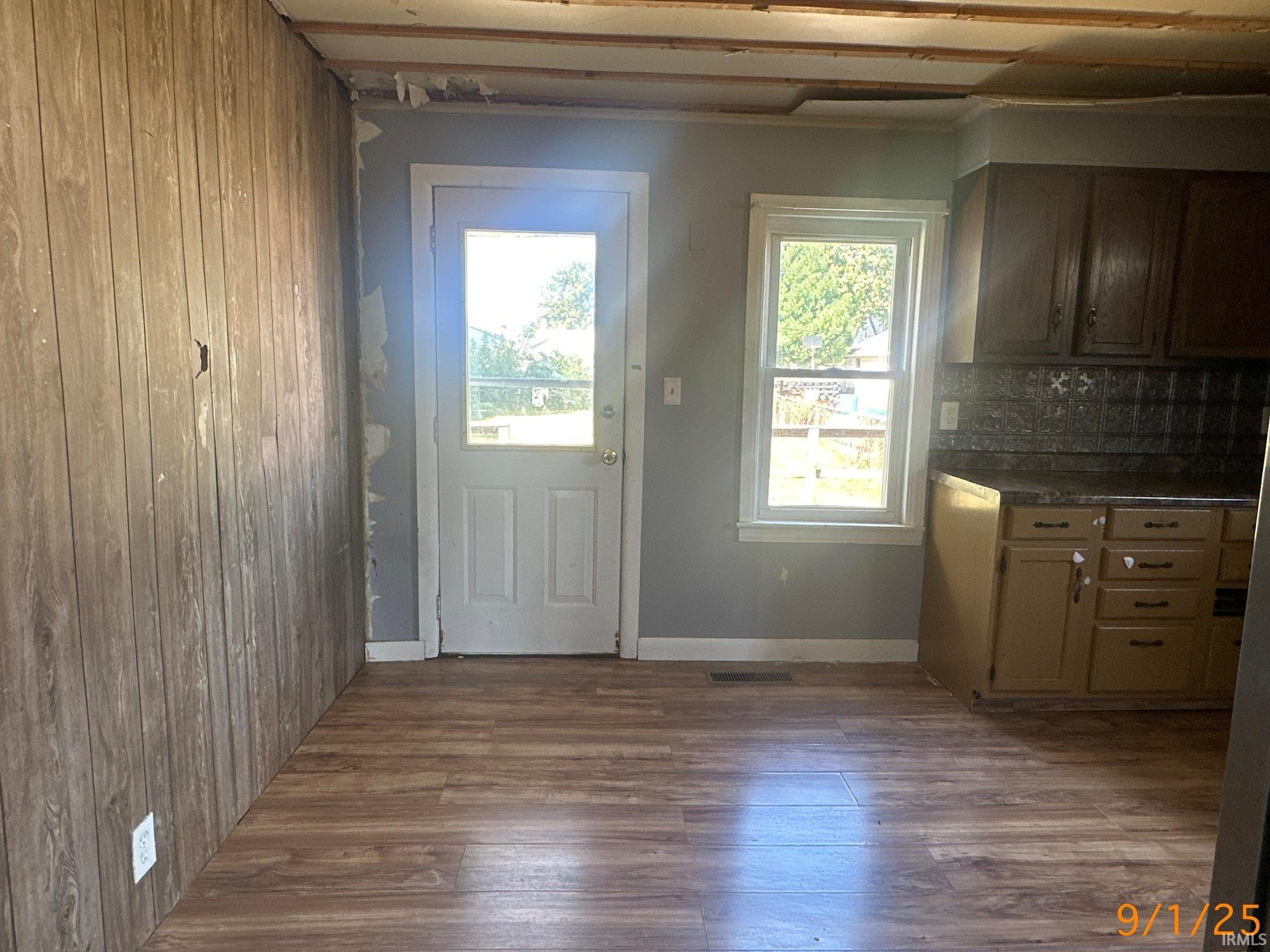 1233 11th Street Tell City, IN 47586 - Photo 4 of 15