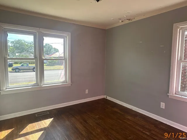 $106,000 | 1233 11th Street, Tell City, IN 47586