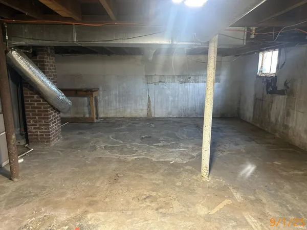 $99,900 | 1233 11th Street, Tell City, IN 47586