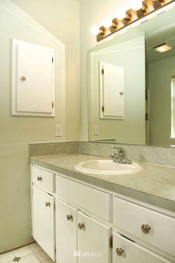 13320 Erskine Road Southwest Rochester, WA 98579 - Photo 13 of 25